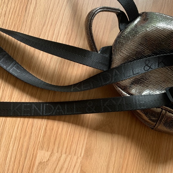 Kendall and Kylie metallic mini backpack - Picture 2 of 3